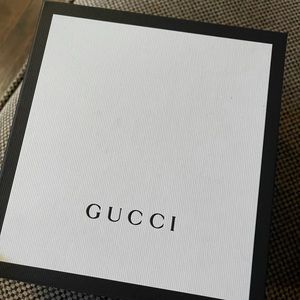 Meet your Posher, Jessenia